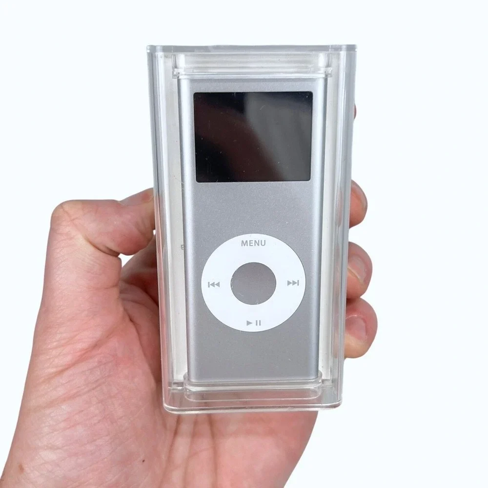 Apple iPod nano 2nd Gen 2GB Silver A1199 MA477LL/A New Open Box MINT & COMPLETE